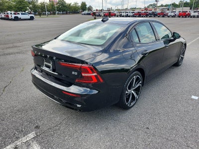 2024 Volvo S60 Plus Dark Theme