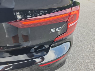 2024 Volvo S60 Plus Dark Theme