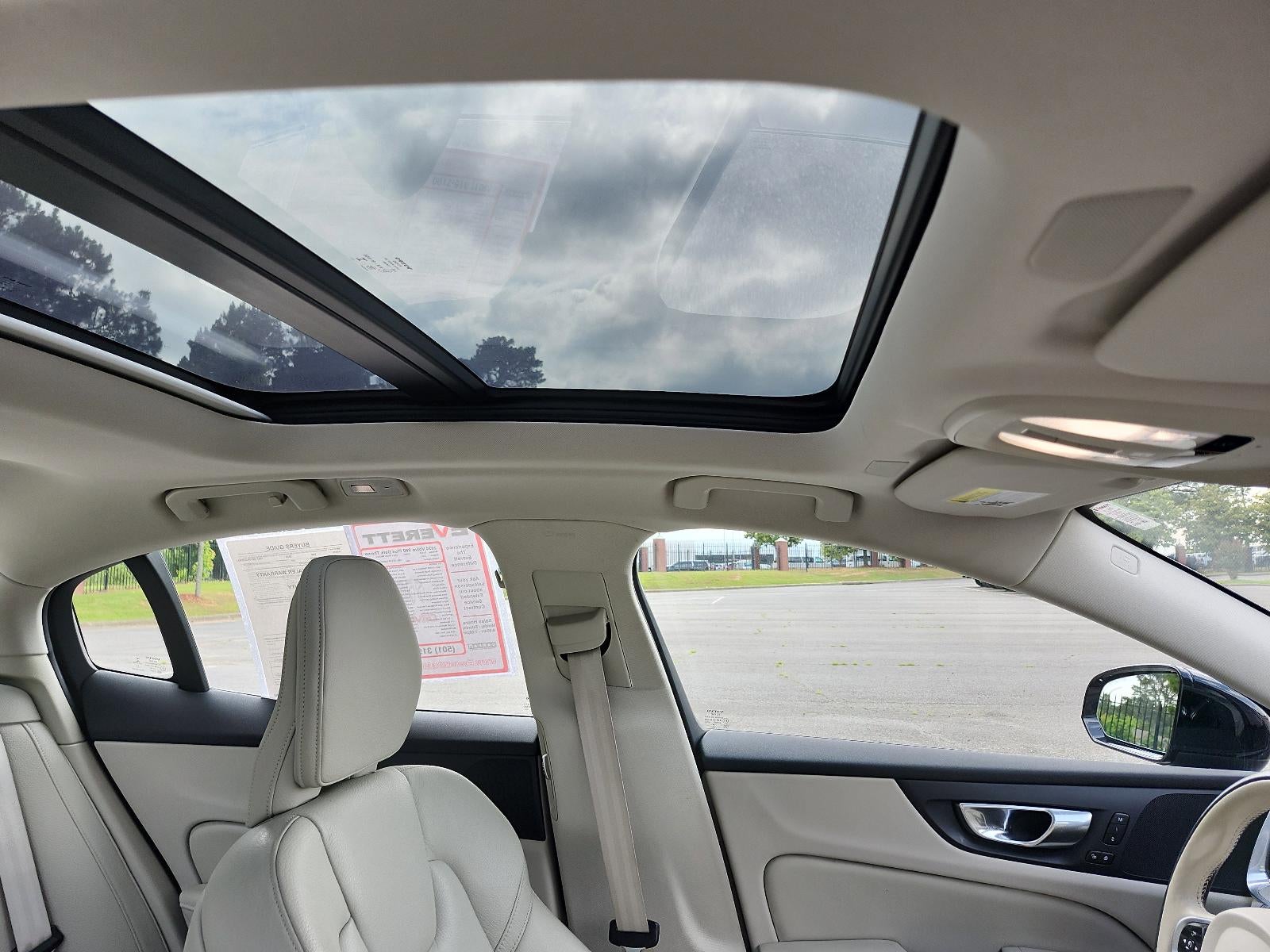 2024 Volvo S60 Plus Dark Theme