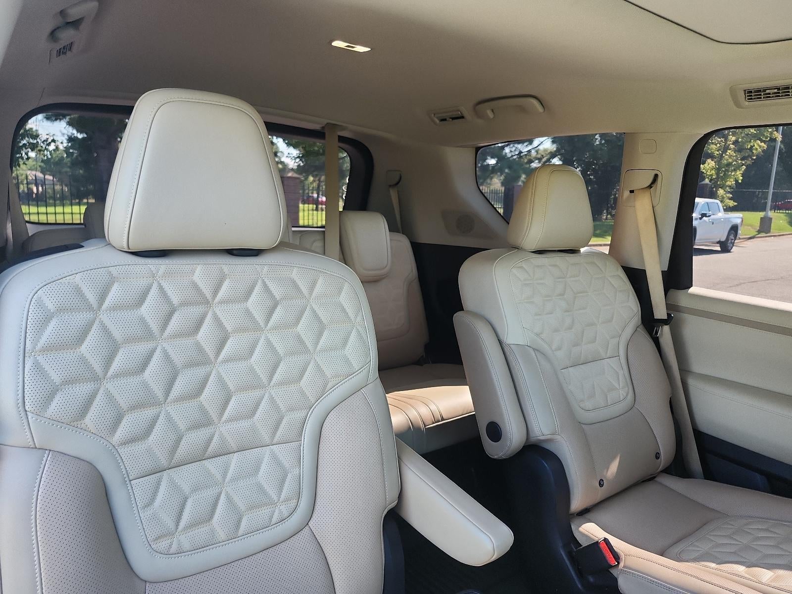 2025 Nissan Armada Platinum
