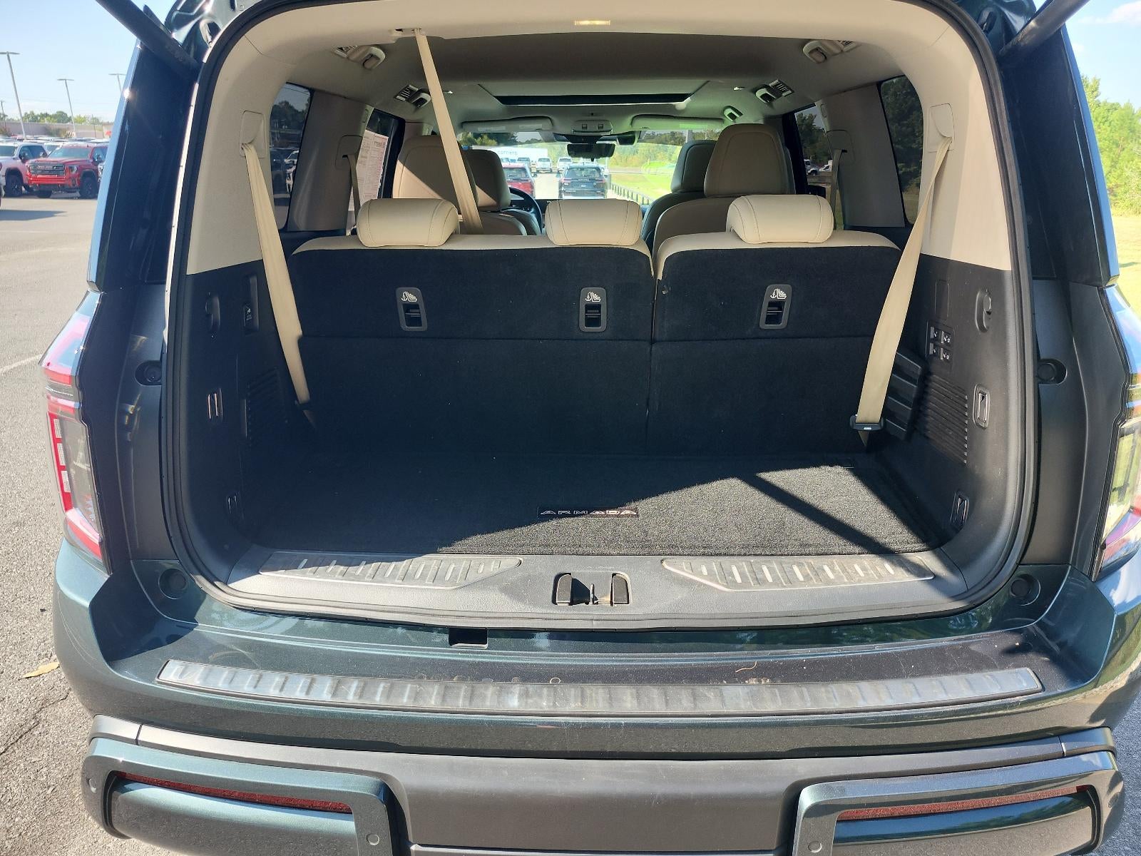 2025 Nissan Armada Platinum