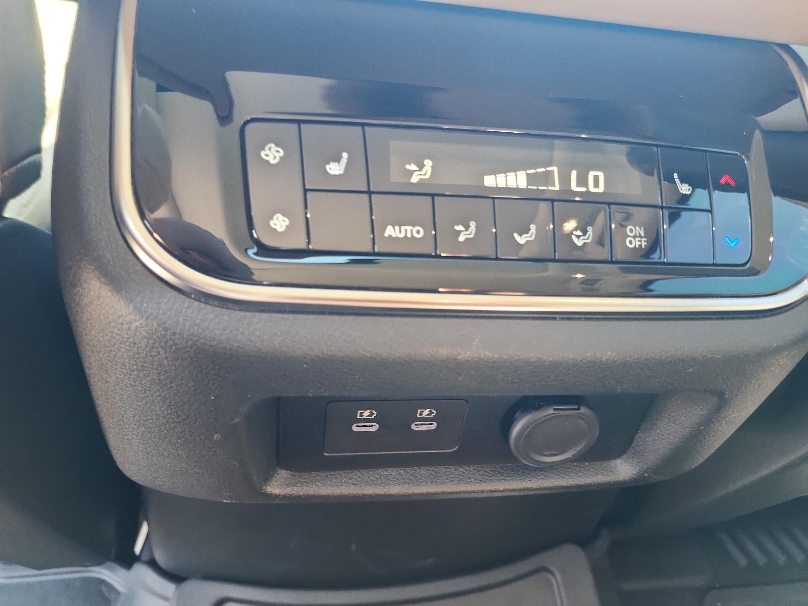2025 Nissan Armada Platinum