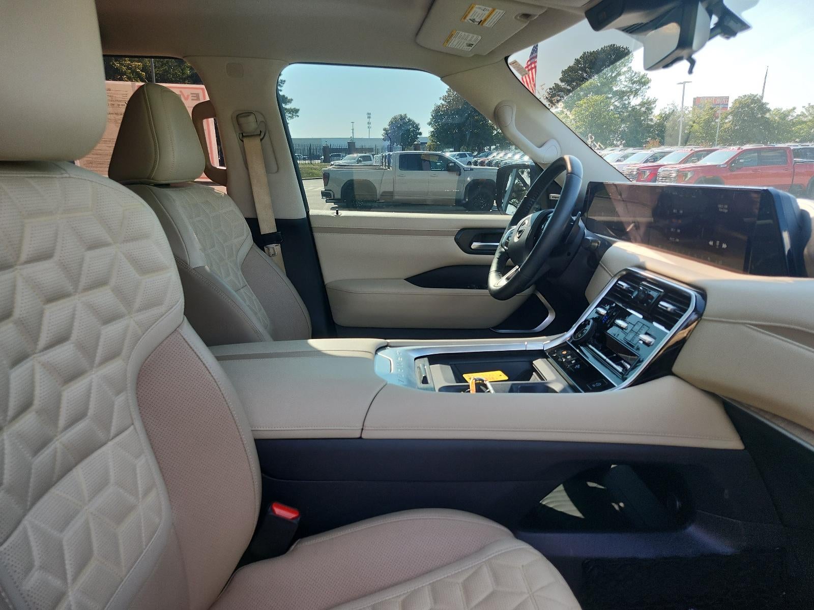 2025 Nissan Armada Platinum