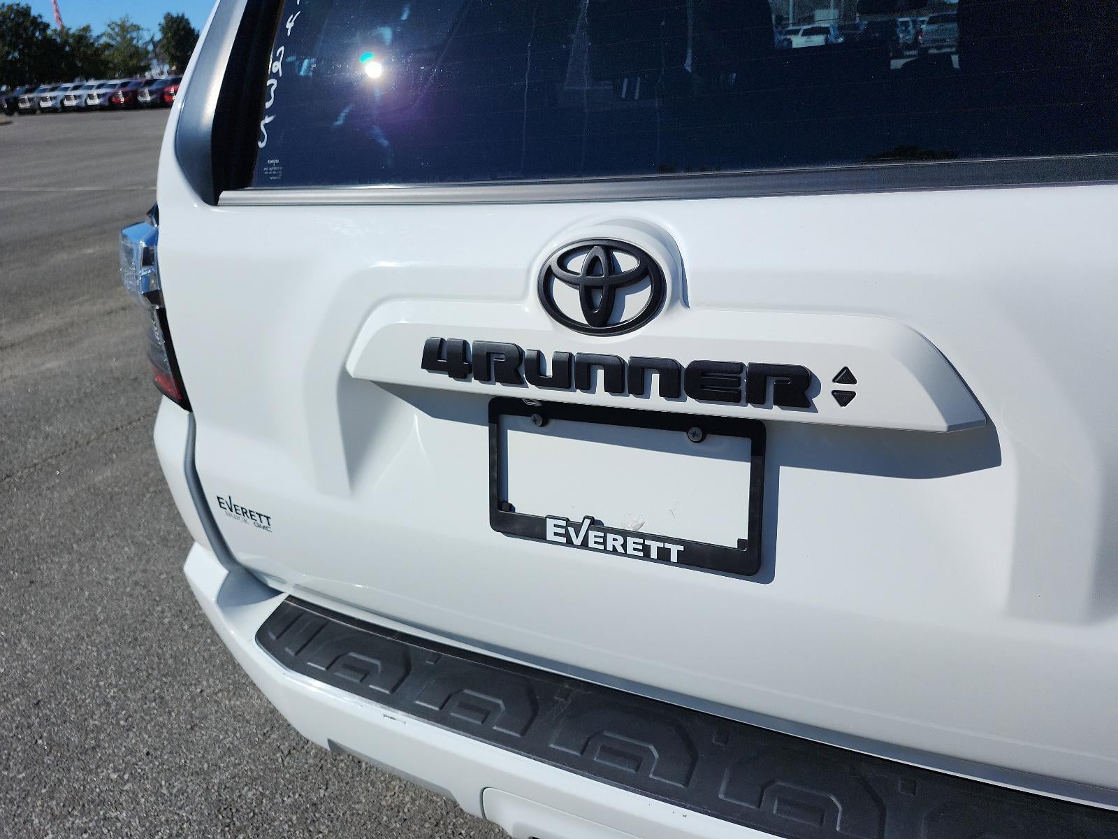 2024 Toyota 4Runner SR5
