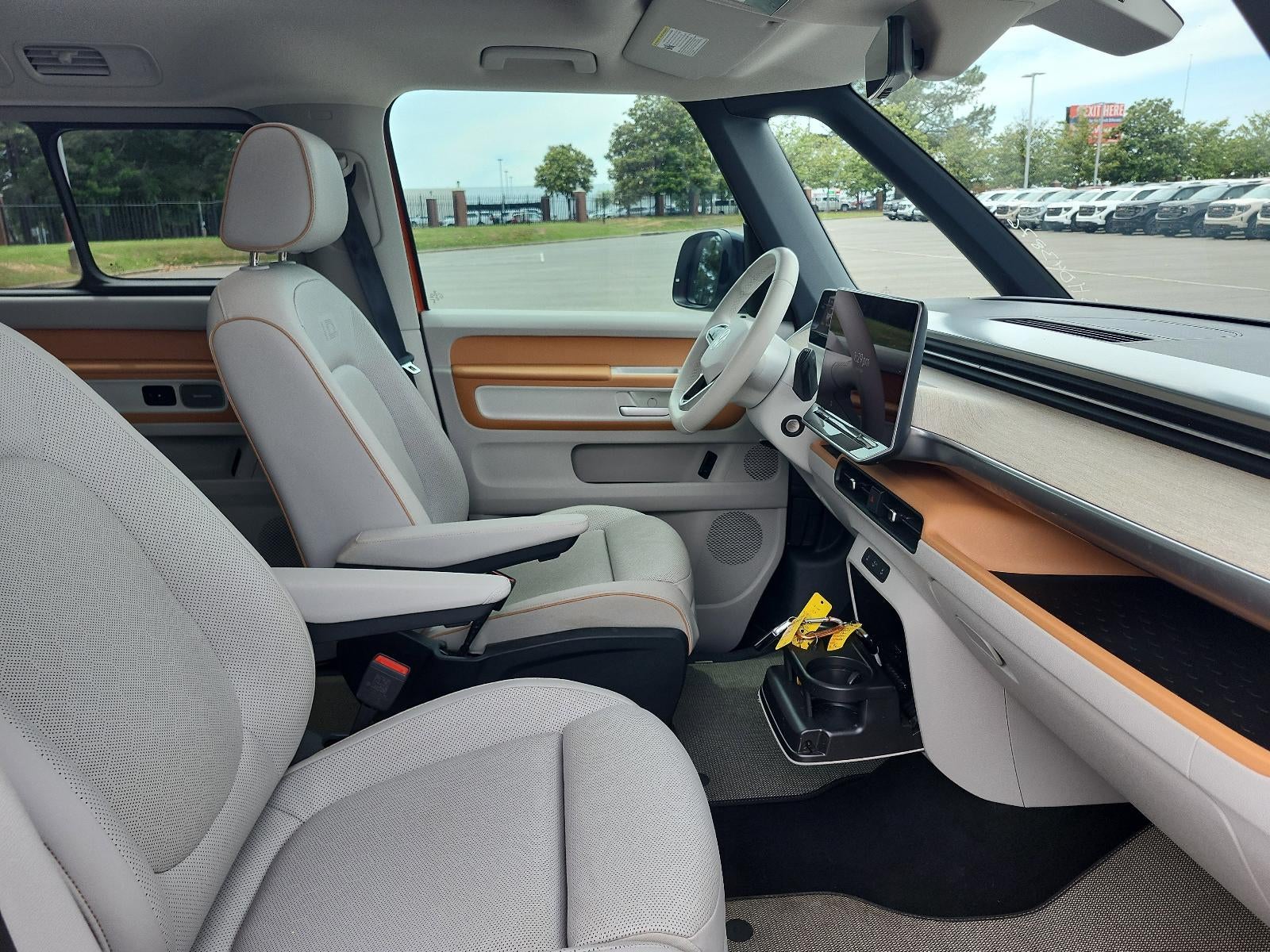 2025 Volkswagen ID. Buzz Pro S Plus