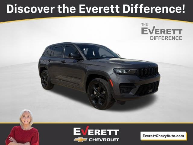 2022 Jeep Grand Cherokee Altitude