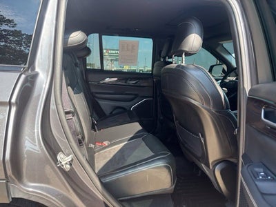 2022 Jeep Grand Cherokee Altitude