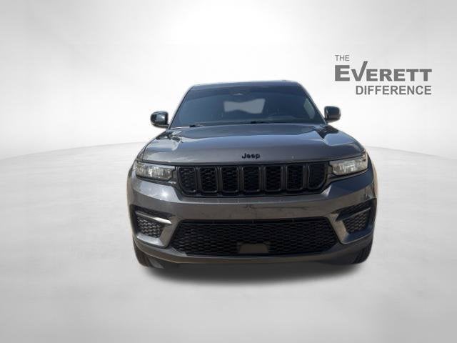 2022 Jeep Grand Cherokee Altitude