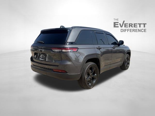 2022 Jeep Grand Cherokee Altitude
