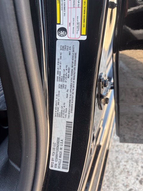 2025 RAM 1500 Big Horn Crew Cab 4x4 5'7" Box
