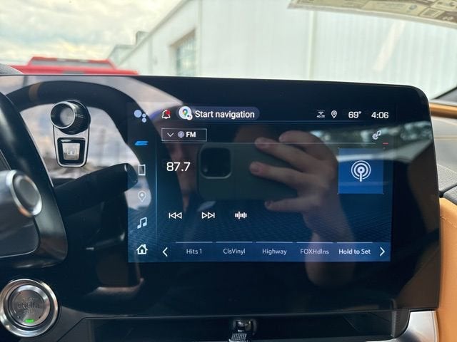 2025 Chevrolet Corvette E-Ray 2LZ