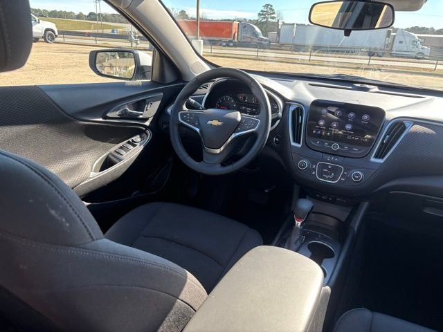 2025 Chevrolet Malibu RS