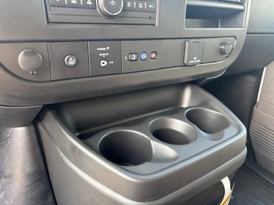 2026 Chevrolet Express Passenger 1LS