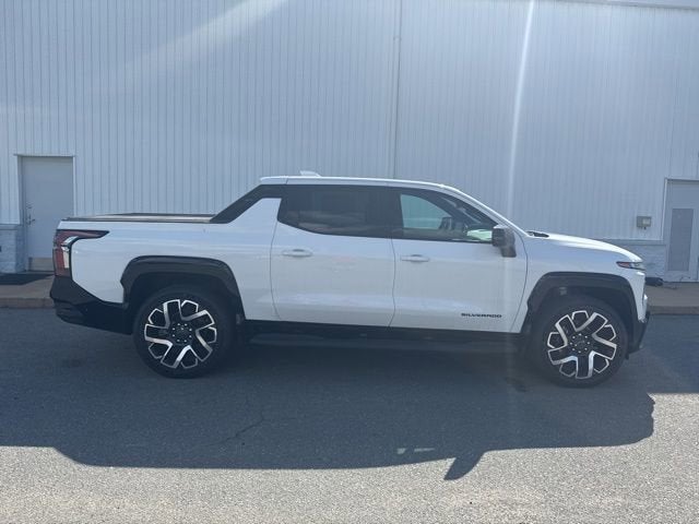 2024 Chevrolet Silverado EV RST