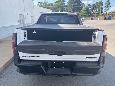 2024 Chevrolet Silverado EV RST