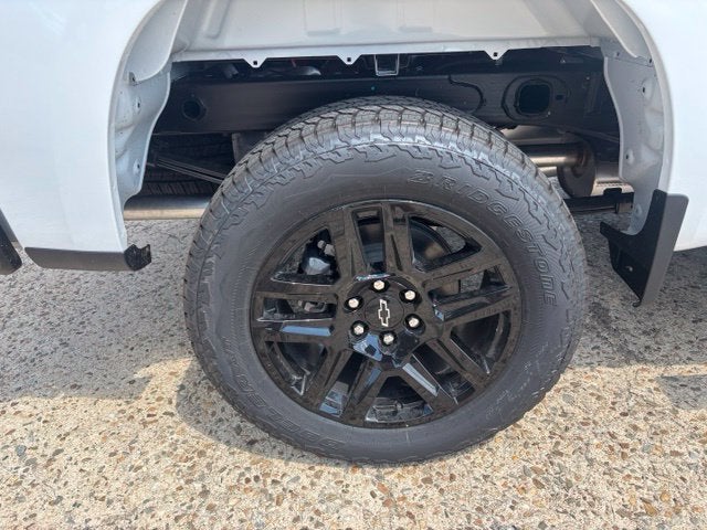 2026 Chevrolet Silverado 1500 LT - Photo 9