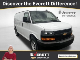 2025 Chevrolet Express Cargo WT