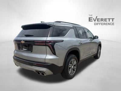 2024 Chevrolet Traverse LT