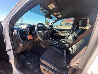 2024 GMC Canyon AT4