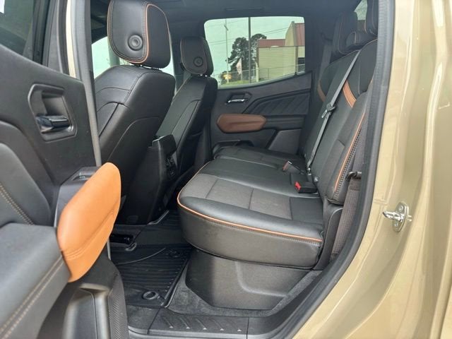 2023 GMC Canyon AT4