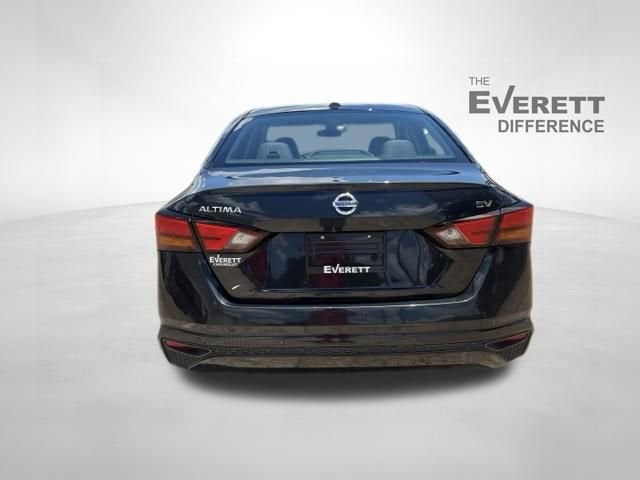 2022 Nissan Altima SV FWD
