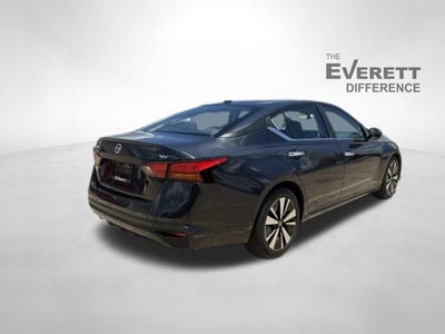 2022 Nissan Altima SV FWD