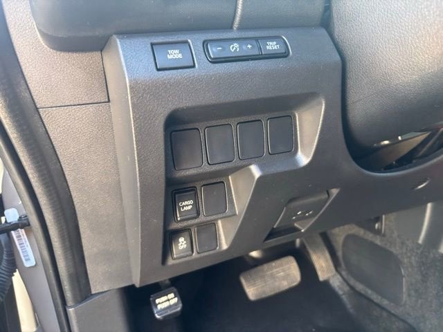 2023 Nissan Frontier PRO-X