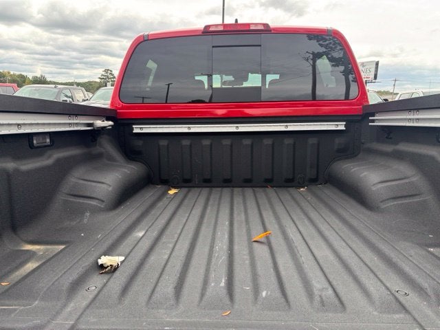 2025 Nissan Frontier Crew Cab SV 4x4