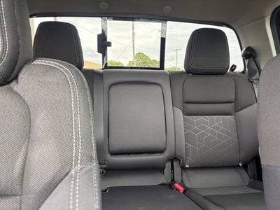 2025 Nissan Frontier Crew Cab SV 4x4