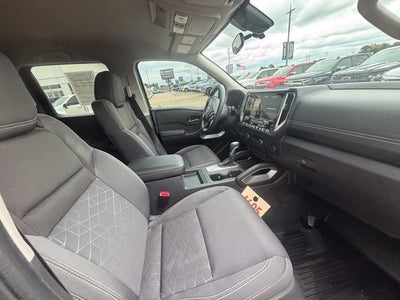 2025 Nissan Frontier Crew Cab SV 4x4