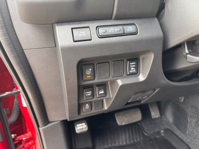 2025 Nissan Frontier Crew Cab SV 4x4