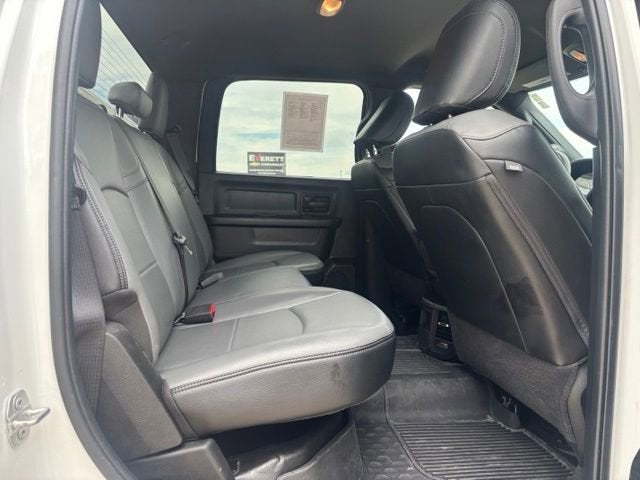 2025 RAM 2500 Tradesman Crew Cab 4x4 6'4" Box