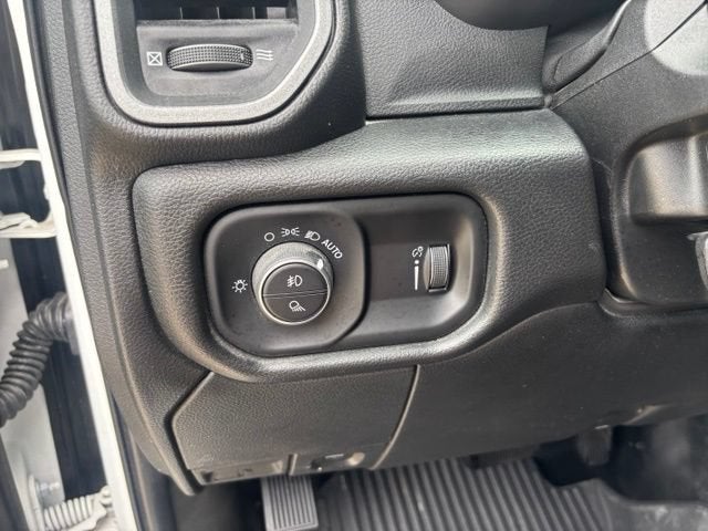 2025 RAM 2500 Tradesman Crew Cab 4x4 6'4" Box