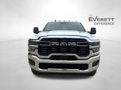 2025 RAM 2500 Tradesman Crew Cab 4x4 6'4" Box