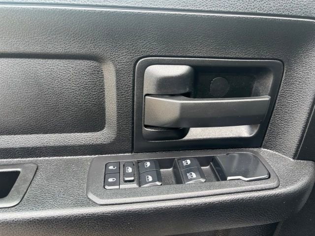2025 RAM 2500 Tradesman Crew Cab 4x4 6'4" Box