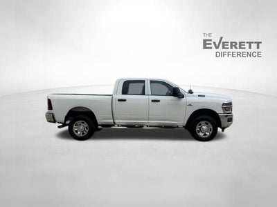 2025 RAM 2500 Tradesman Crew Cab 4x4 6'4" Box