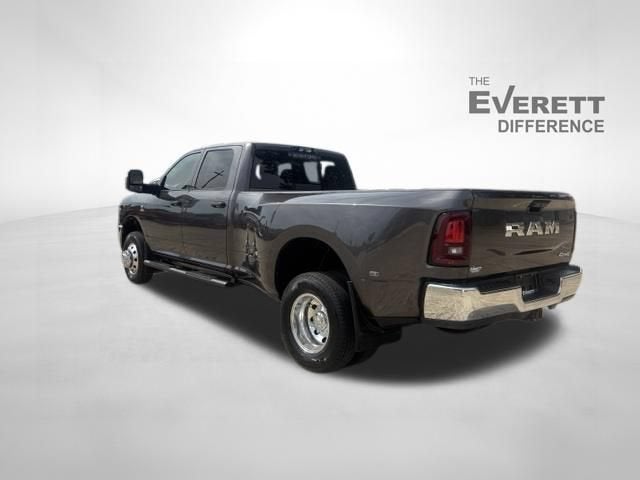 2026 RAM 3500 Tradesman Crew Cab 4x4 8' Box