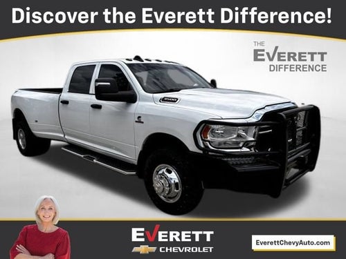 2024 RAM 3500 Tradesman Crew Cab 4x4 8' Box