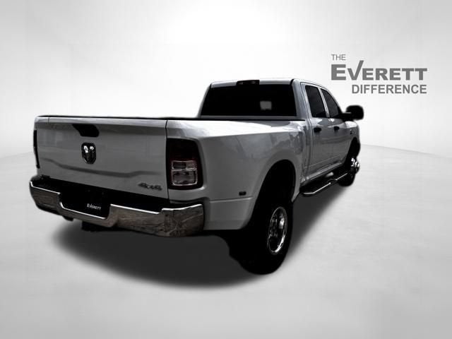 2024 RAM 3500 Tradesman Crew Cab 4x4 8' Box