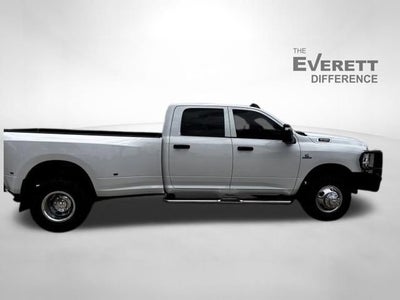 2024 RAM 3500 Tradesman Crew Cab 4x4 8' Box