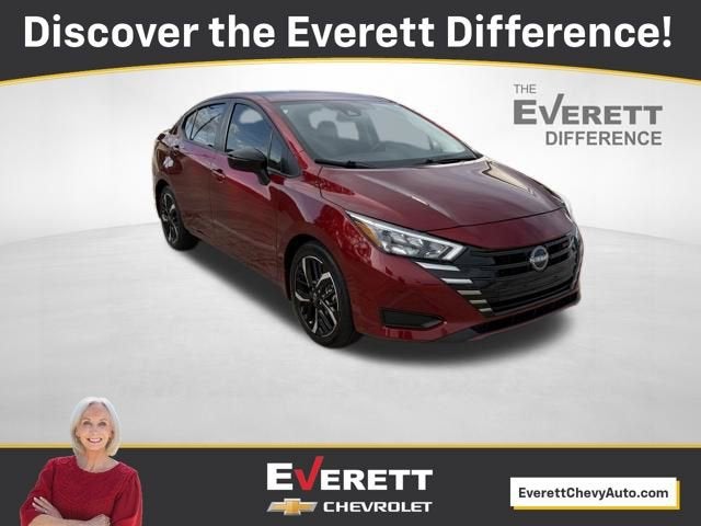 2025 Nissan Versa SR