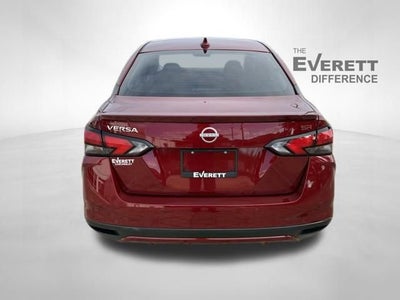 2025 Nissan Versa SR