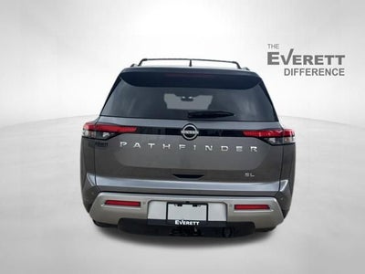 2023 Nissan Pathfinder SL