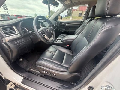 2018 Toyota Highlander SE