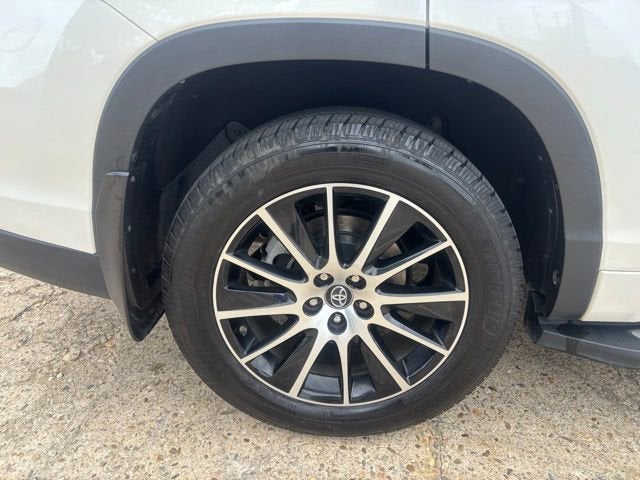 2018 Toyota Highlander SE