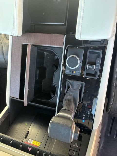 2024 Toyota Sequoia SR5