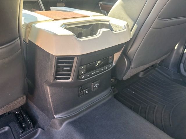 2024 Toyota Sequoia SR5