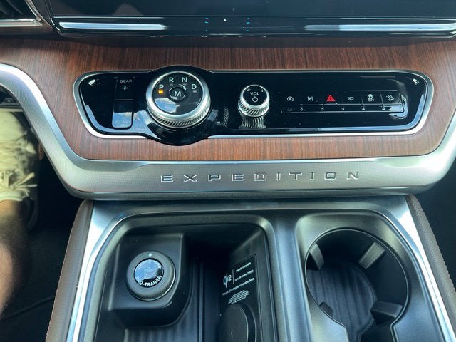 2027 Ford Expedition Max King Ranch