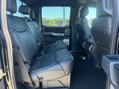 2027 Ford F-250SD Platinum