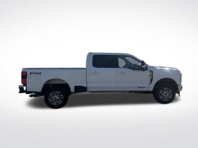2027 Ford F-350SD Lariat